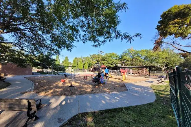 Coles Crossing Fitness & Tennis Center Playground